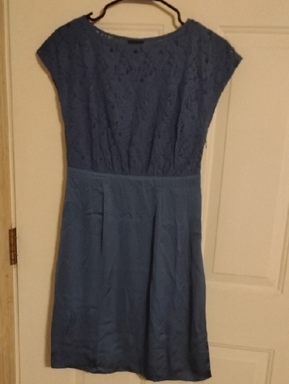 Blue Lace-Top Cap Sleeve Dress-Size 6 - Picture 3 of 16